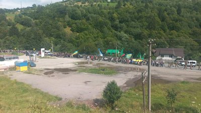 Поховання військового Миколи Бровчука на Закарпатті Поховання військового Миколи Бровчука на Закарпатті