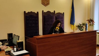 Церкві чи державі: у Житомирі продовжують судитися за палац Терещенків у селищі Червоне