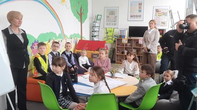 Новий "Клас безпеки" відкрився на Житомирщині – перше заняття провели рятувальники Новий "Клас безпеки" відкрився на Житомирщині – перше заняття провели рятувальники