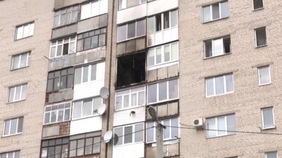 Необережне поводження з вогнем - одна з версій причини пожежі у луцькій багатоповерхівці