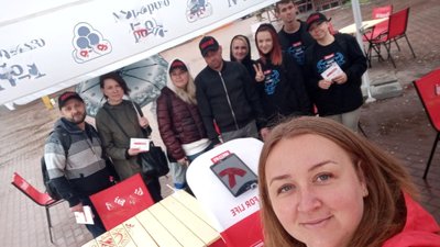 "Я не знала, що тест на ВІЛ треба робити кожні пів року". У Кропивницькому провели тестування "Я не знала, що тест на ВІЛ треба робити кожні пів року". У Кропивницькому провели тестування