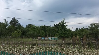 На Львівщині у селі Зарічне ліквідовують наслідки негоди