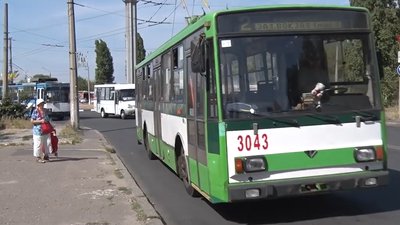 Миколаїв не може вчасно отримати гроші Європейського банку для закупівлі тролейбусів
