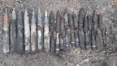 Понад тисячу разів на Сумщині виявляли вибухонебезпечні предмети з початку року — ДСНС Понад тисячу разів на Сумщині виявляли вибухонебезпечні предмети з початку року — ДСНС