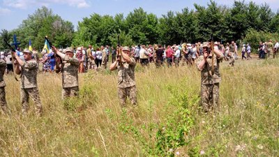 Втрати Черкащини: в останню путь провели трьох військовослужбовців