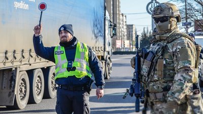На в’їздах до Миколаєва організували тимчасові блокпости