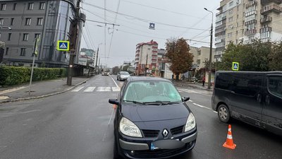 У Тернополі під колеса автомобіля потрапила неповнолітня дівчина