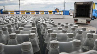 Житомир відправив Миколаєву установку для очистки води та запас питної води Житомир відправив Миколаєву установку для очистки води та запас питної води
