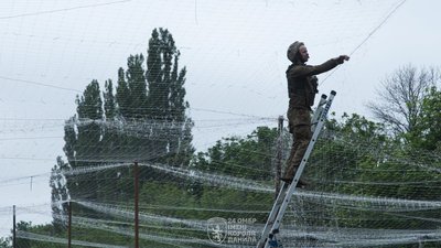 Піхотинці 68 окремої єгерської бригади на полігоні.