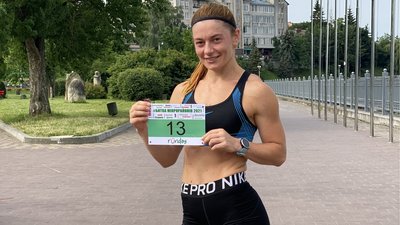 Тренеркою з кросфіту жінка працює досі Тренеркою з кросфіту жінка працює досі