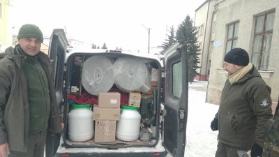 Волонтери з Тернопільщини відвезли допомогу військовим на схід