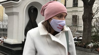 У Києві провели акцію на підтримку Всесвітнього дня боротьби з ВІЛ/СНІД У Києві провели акцію на підтримку Всесвітнього дня боротьби з ВІЛ/СНІД