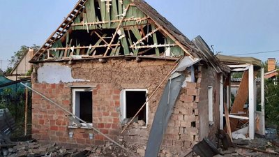 За 200 днів повномасштабної війни на Дніпропетровщині через обстріли РФ повністю зруйновано пів сотні будинків