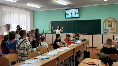 Заняття в дитячому літньому таборі "Простір 28" Заняття в дитячому літньому таборі "Простір 28"