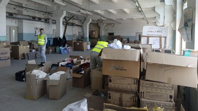 Замість тренувань – волонтерство: баскетболісти клубу "Тернопіль" допомагають військовим та переселенцям