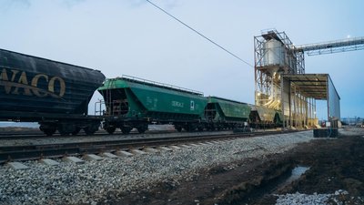 Пів мільйона податків і потреба стоянки: як працює зерновий термінал під час зведення у громаді на Буковині Пів мільйона податків і потреба стоянки: як працює зерновий термінал під час зведення у громаді на Буковині