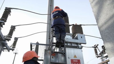 Росія бʼє по енергетичній інфраструктурі Росія бʼє по енергетичній інфраструктурі