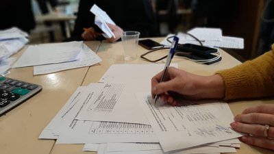 На Франківщині ОВК округу 87 взяла тайм-аут у безперервному засіданні до ранку 3 квітня На Франківщині ОВК округу 87 взяла тайм-аут у безперервному засіданні до ранку 3 квітня