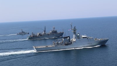 У Чорному морі завершилися українсько-британські навчання. За ними слідкував флот РФ
