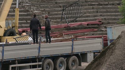 На стадіоні "Авангард" у Рівному частково відновили будівельні роботи На стадіоні "Авангард" у Рівному частково відновили будівельні роботи