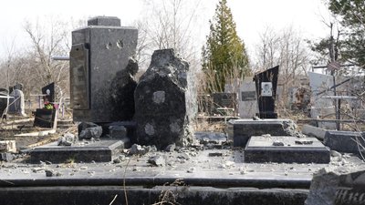 У Харкові п'ять кладовищ залишаються закритими для відвідування