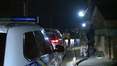 Утримували в підвалі та катували: подружжя вінничан вимагали неіснуючий борг Утримували в підвалі та катували: подружжя вінничан вимагали неіснуючий борг