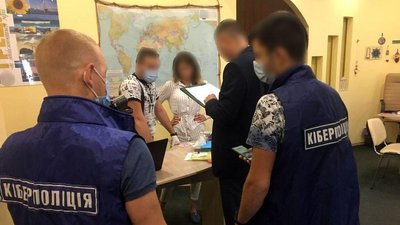 На Запоріжжі турагентство торгувало підробленими результатами ПЛР-тестів На Запоріжжі турагентство торгувало підробленими результатами ПЛР-тестів