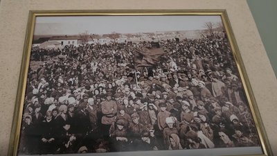 Доцент херсонського вишу зняв документальний фільм "Kalinindorf" Доцент херсонського вишу зняв документальний фільм "Kalinindorf"