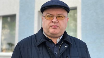 Начальник відділу розрахунків населення Руслан Бурмас, блокування карток за борги, тернопіль Начальник відділу розрахунків населення Руслан Бурмас, блокування карток за борги, тернопіль
