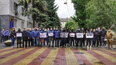 У Тернополі відбулася акція "Діти не мішень" У Тернополі відбулася акція "Діти не мішень"