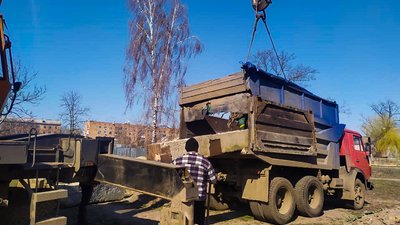 У Новомиргороді Кіровоградської області продовжують реконструювати парк У Новомиргороді Кіровоградської області продовжують реконструювати парк