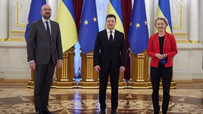Україна та Євросоюз підписали договір про "відкрите небо"