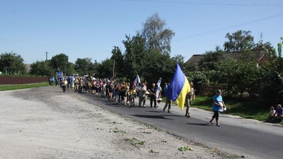 На Сумщині попрощалися з військовим Русланом Горбатюком