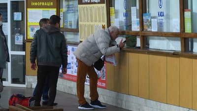 Автобусні рейси між Хмельницьким та селами поновлюватимуться
