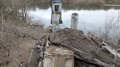 Тимчасова переправа: на Сумщині відкрили міст через річку Сейм