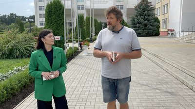 Сумський письменник Владислав Івченко: від "ліхіх 90-х" до українського сьогодення Сумський письменник Владислав Івченко: від "ліхіх 90-х" до українського сьогодення