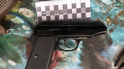 На Вінниччині затримали чоловіка, що облаштував майстерню з виготовлення вогнепальної зброї На Вінниччині затримали чоловіка, що облаштував майстерню з виготовлення вогнепальної зброї