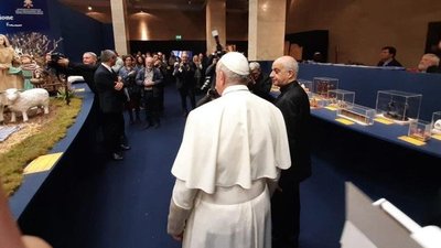 Ліси Карпат і Донецька область. Як виглядає українська шопка у Ватикані Ліси Карпат і Донецька область. Як виглядає українська шопка у Ватикані