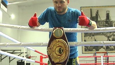 Боксер Денис Берінчик тренується у Кривому Розі, готується до поєдинку, що відбудеться 21 березня Боксер Денис Берінчик тренується у Кривому Розі, готується до поєдинку, що відбудеться 21 березня