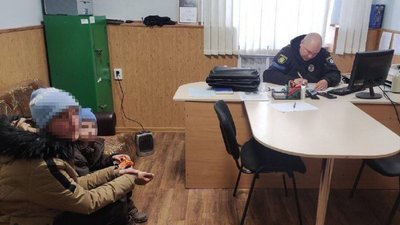Пішов купувати цукерки: на Черкащині трирічного малюка повернули батькам