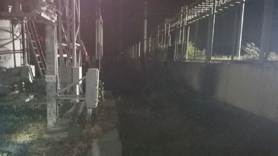На території нафтопереробного заводу в Одесі горіли приміщення та суха трава