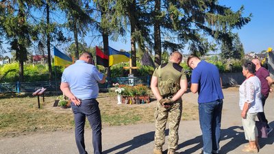 кладовище кладовище