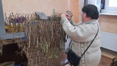 "Прагнемо перемоги й намагаємося її наблизити". Як під постійними обстрілами живуть люди в Зеленодольську на Криворіжжі "Прагнемо перемоги й намагаємося її наблизити". Як під постійними обстрілами живуть люди в Зеленодольську на Криворіжжі