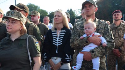 На захід прийшли військові На захід прийшли військові