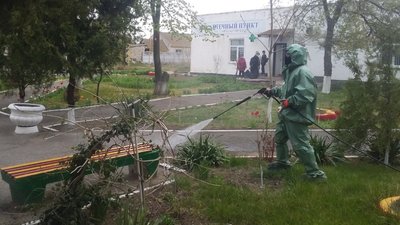 Майже 4 тисячі об'єктів обробили рятувальники на Херсонщині з початку карантину