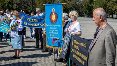 На Дніпропетровщині вшанували пам'ять жертв політичних репресій, – фоторепортаж На Дніпропетровщині вшанували пам'ять жертв політичних репресій, – фоторепортаж