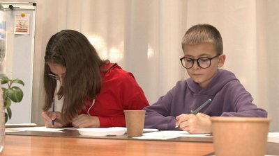 Майстер-клас із живопису кавою влаштували у Сумах Майстер-клас із живопису кавою влаштували у Сумах