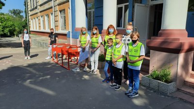 У миколаївській школі встановили першу велопарковку