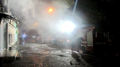 У центрі Одеси горів житловий будинок, вогонь охопив 250 кв.м
