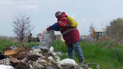 У Миколаєві відбулася толока до Всесвітнього дня Землі У Миколаєві відбулася толока до Всесвітнього дня Землі